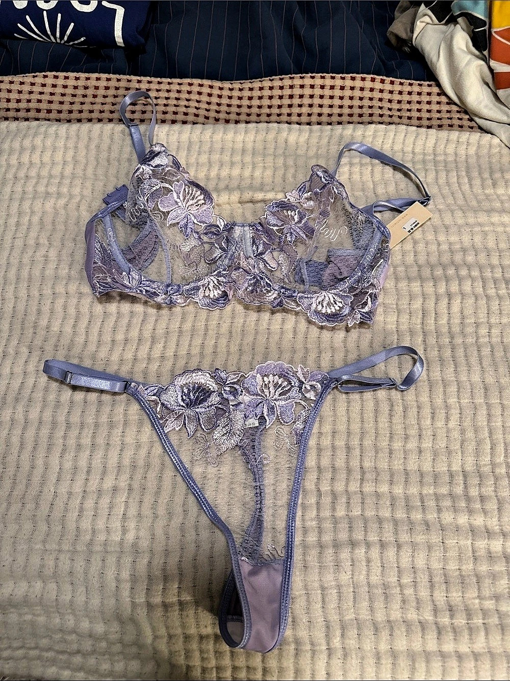 Intimiti Floral Lace Bra and Thong Set in Purple NWT